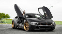 Siêu xe BMW i8 nổi bật với bộ cánh đen mờ cùng