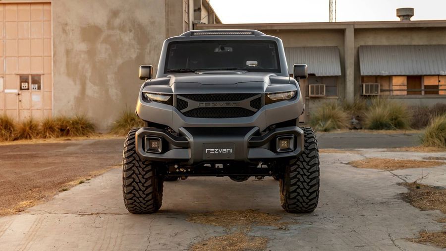 Siêu chiến binh Rezvani Tank đắt nhất có giá gần 7 tỷ VNĐ