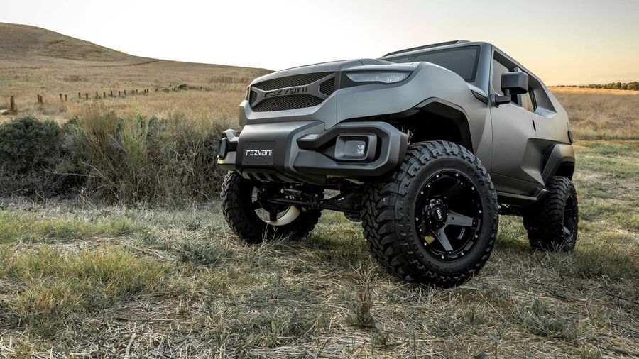Siêu chiến binh Rezvani Tank đắt nhất có giá gần 7 tỷ VNĐ