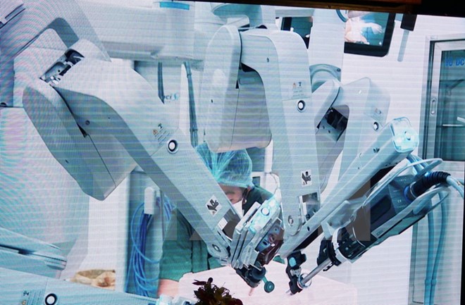 Thêm một bệnh viện ở Việt Nam sử dụng robot trong phẫu thuật ung thư