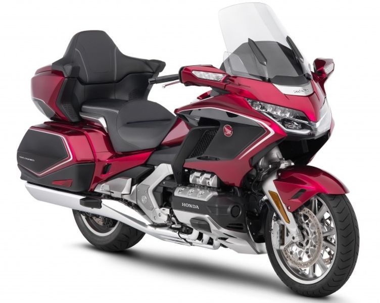 Có giá từ 534 triệu VNĐ, Honda Goldwing 2018 tiếp tục thống trị phân khúc xe đường trường