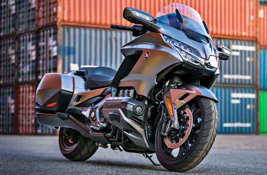 Có giá từ 534 triệu VNĐ, Honda Goldwing 2018 tiếp tục thống trị phân khúc xe đường trường