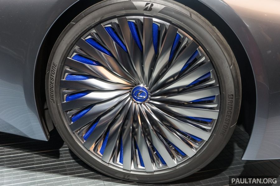 Tokyo 2017: Lexus LS+ Concept là 