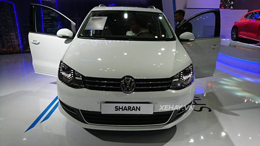 [VIMS 2017] Khám phá gian hàng Volkswagen với các mẫu xe từ trung cấp tới cao cấp