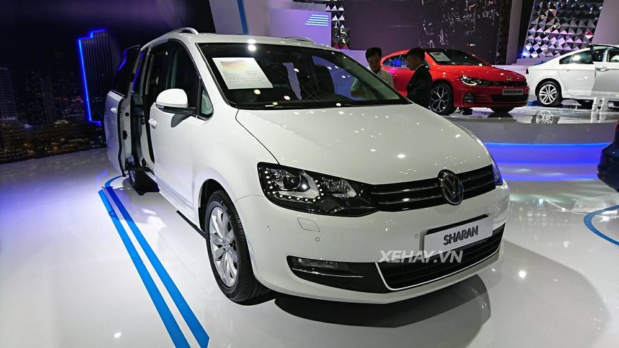 [VIMS 2017] Khám phá gian hàng Volkswagen với các mẫu xe từ trung cấp tới cao cấp