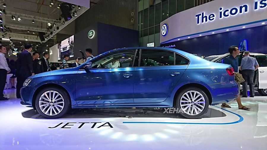 [VIMS 2017] Khám phá gian hàng Volkswagen với các mẫu xe từ trung cấp tới cao cấp