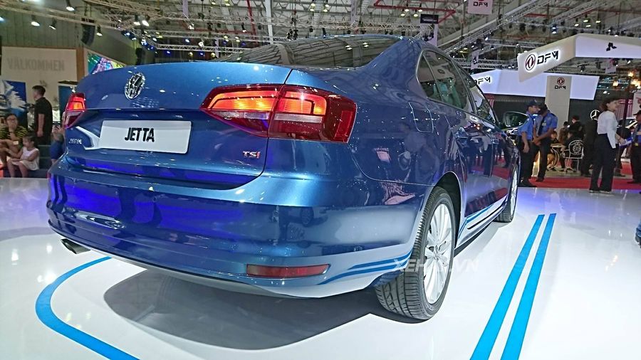 [VIMS 2017] Khám phá gian hàng Volkswagen với các mẫu xe từ trung cấp tới cao cấp