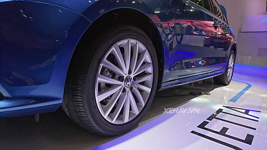 [VIMS 2017] Khám phá gian hàng Volkswagen với các mẫu xe từ trung cấp tới cao cấp