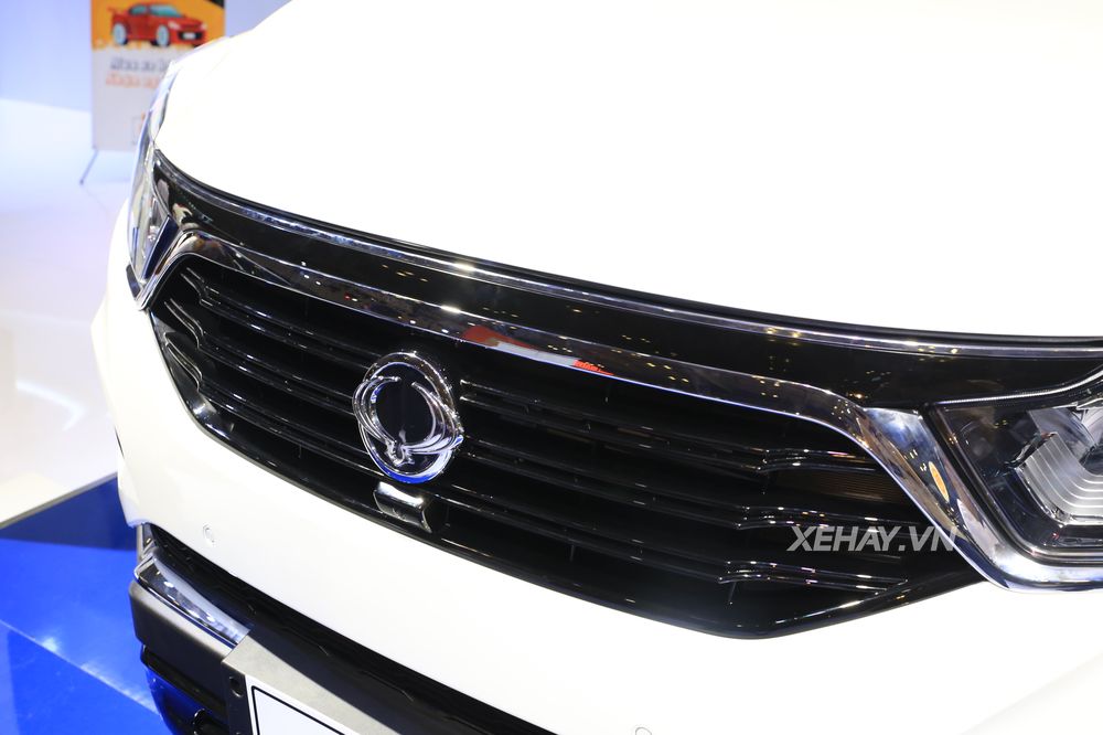 [VIMS 2017] Ssangyong gây chú ý với mẫu SUV cỡ trung hoàn toàn mới G4 Rexton 2018