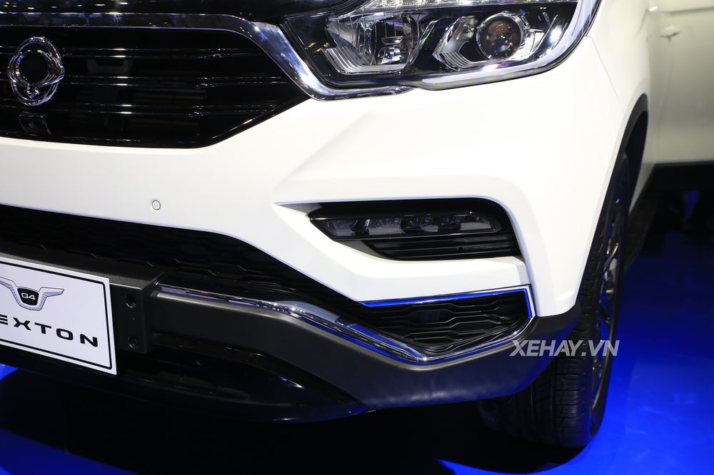 [VIMS 2017] Ssangyong gây chú ý với mẫu SUV cỡ trung hoàn toàn mới G4 Rexton 2018