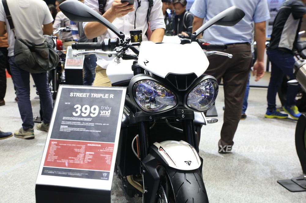 [VIMS 2017] Triumph gây ấn tượng với dàn 