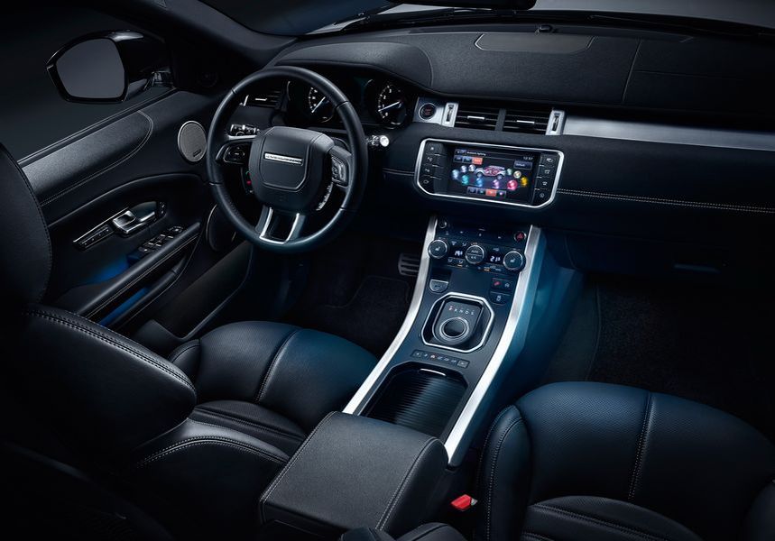 Land Rover Discovery Sport và Range Rover Evoque 2018 cùng chia sẻ động cơ mới