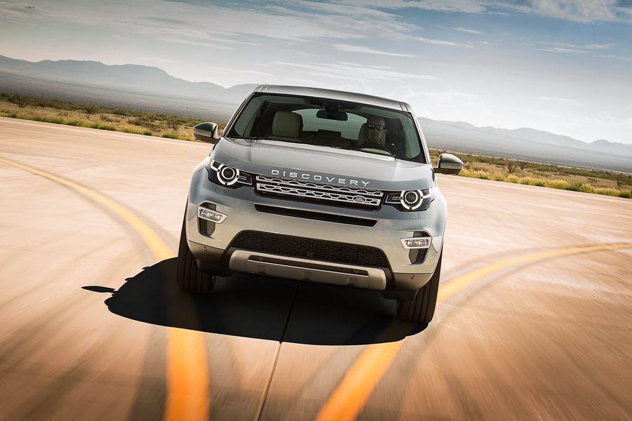 Land Rover Discovery Sport và Range Rover Evoque 2018 cùng chia sẻ động cơ mới