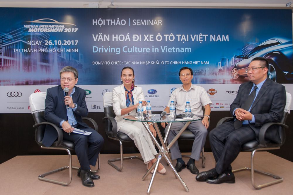 [VIMS 2017] “Văn hoá đi xe Ô tô tại Việt Nam” - điều đáng bàn trong cuộc sống hiện đại ngày nay