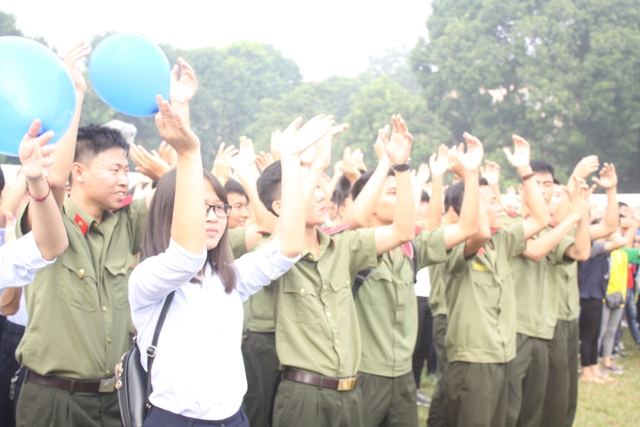 Rộn ràng Ngày hội Tân sinh viên- Vững bước tương lai 2017