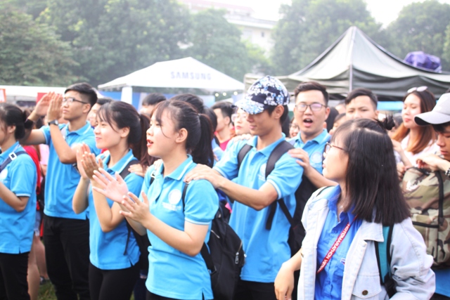 Rộn ràng Ngày hội Tân sinh viên- Vững bước tương lai 2017