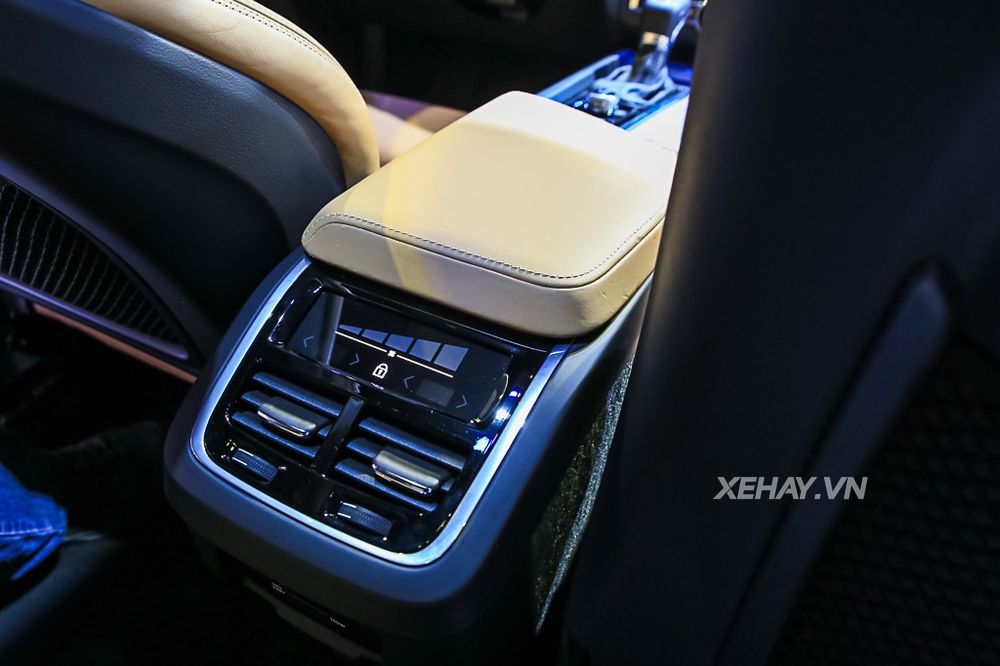 [ĐÁNH GIÁ NHANH] XC60 - Át chủ bài của Volvo tại VIMS 2017
