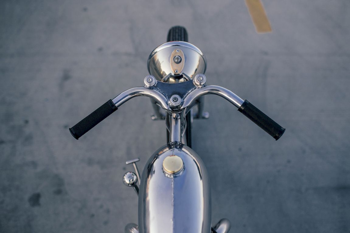 BSA 500 với bình dầu lộ thiên qua bàn tay thiên tài của tay độ nổi tiếng Max Hazan