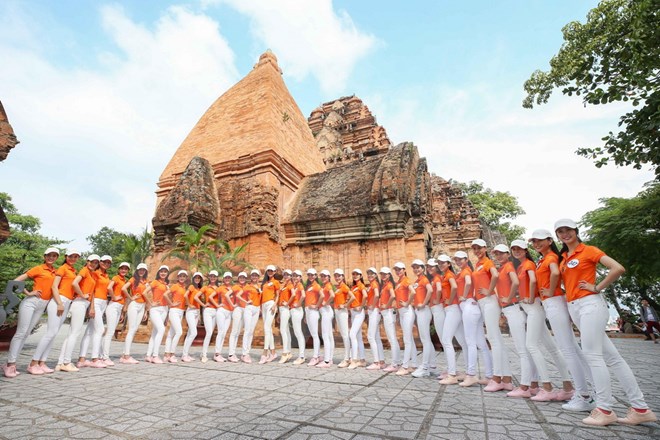 63 người đẹp tranh tài tại bán kết cuộc thi Hoa hậu Hoàn vũ Việt Nam
