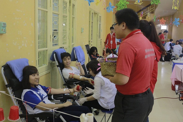 Tuổi trẻ Đại học Khoa học Tự nhiên khởi động ngày hội hiến máu tình nguyện