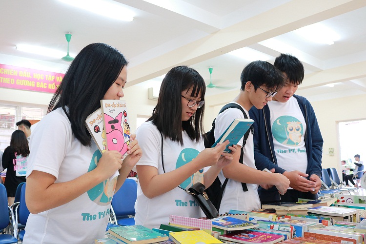 Mọt sách và những thông điệp hoàn thiện bản thân, khám phá thế giới