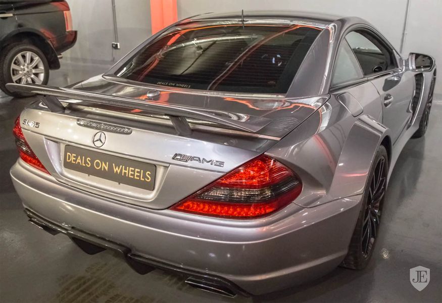 Mercedes-Benz SL65 AMG Black Series đời 2009 được rao bán với giá gần 5 tỷ VNĐ