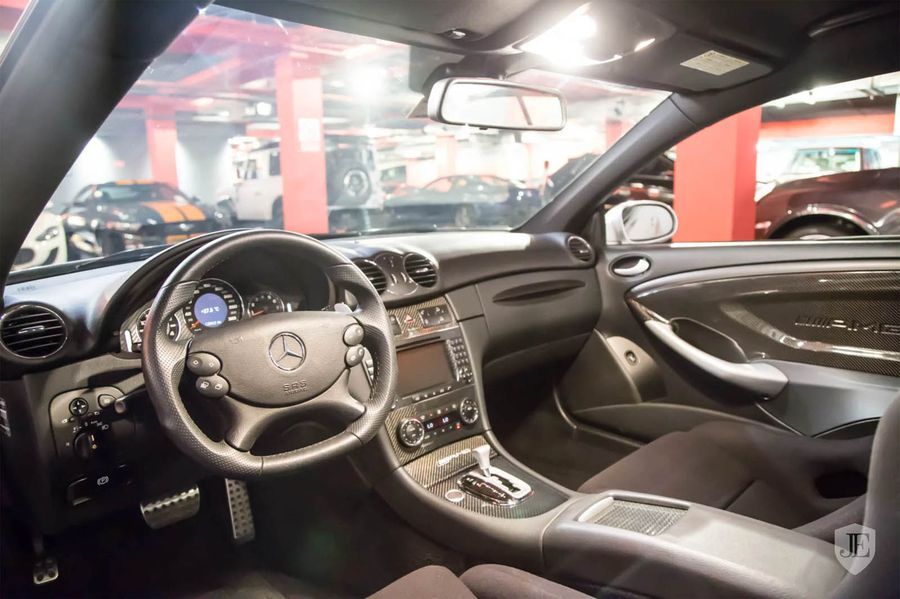 Mercedes-Benz SL65 AMG Black Series đời 2009 được rao bán với giá gần 5 tỷ VNĐ