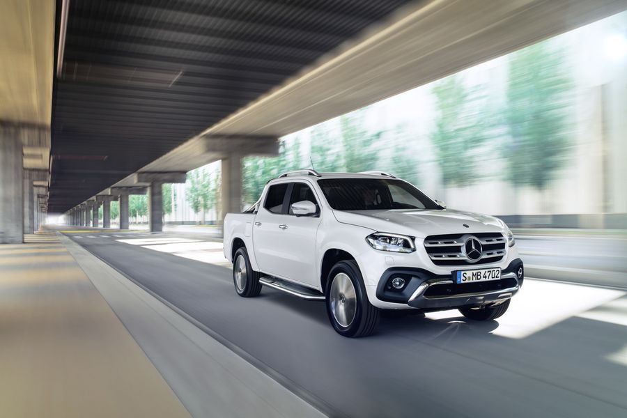 Mercedes X-Class 2018 có giá bán khởi điểm từ 817 triệu VNĐ tại Anh