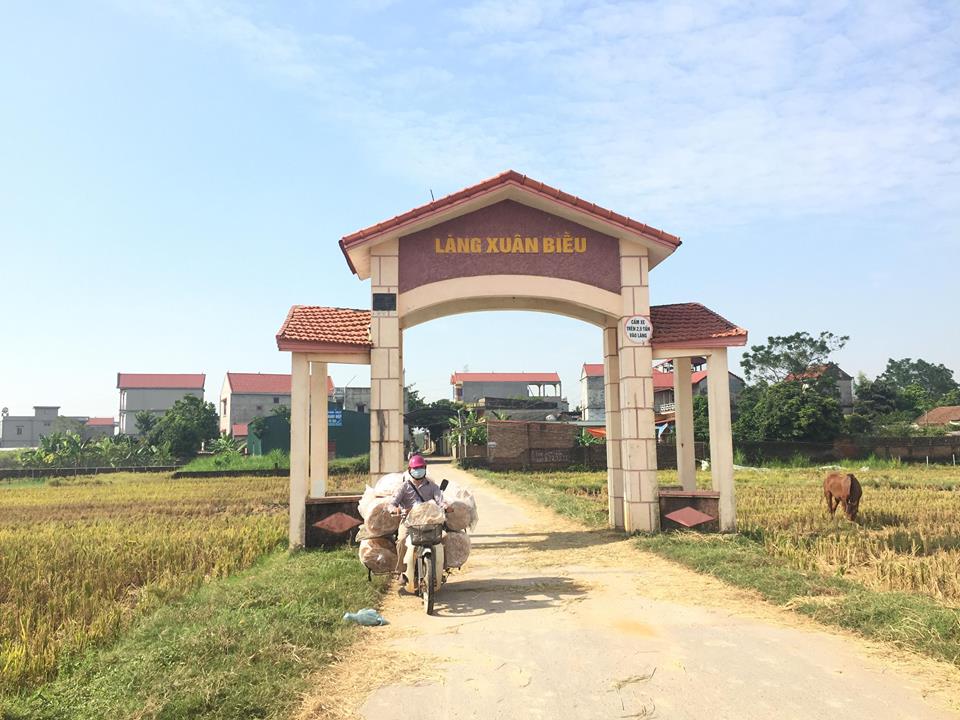 Làng Xuân Biều thuộc xã Xuân Cẩm, huyện Hiệp Hòa, (Bắc Giang).