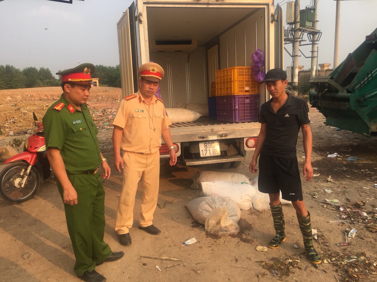 Bắc Giang: Bắt giữ, tiêu hủy 700kg nội tạng động vật