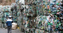 Hàn Quốc “chiến đấu” với rác thải nhựa