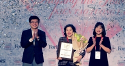 Tổng giám đốc Vinamilk là người phụ nữ duy nhất được Forbes Việt Nam vinh danh giải thưởng "Thành tựu trọn đời"