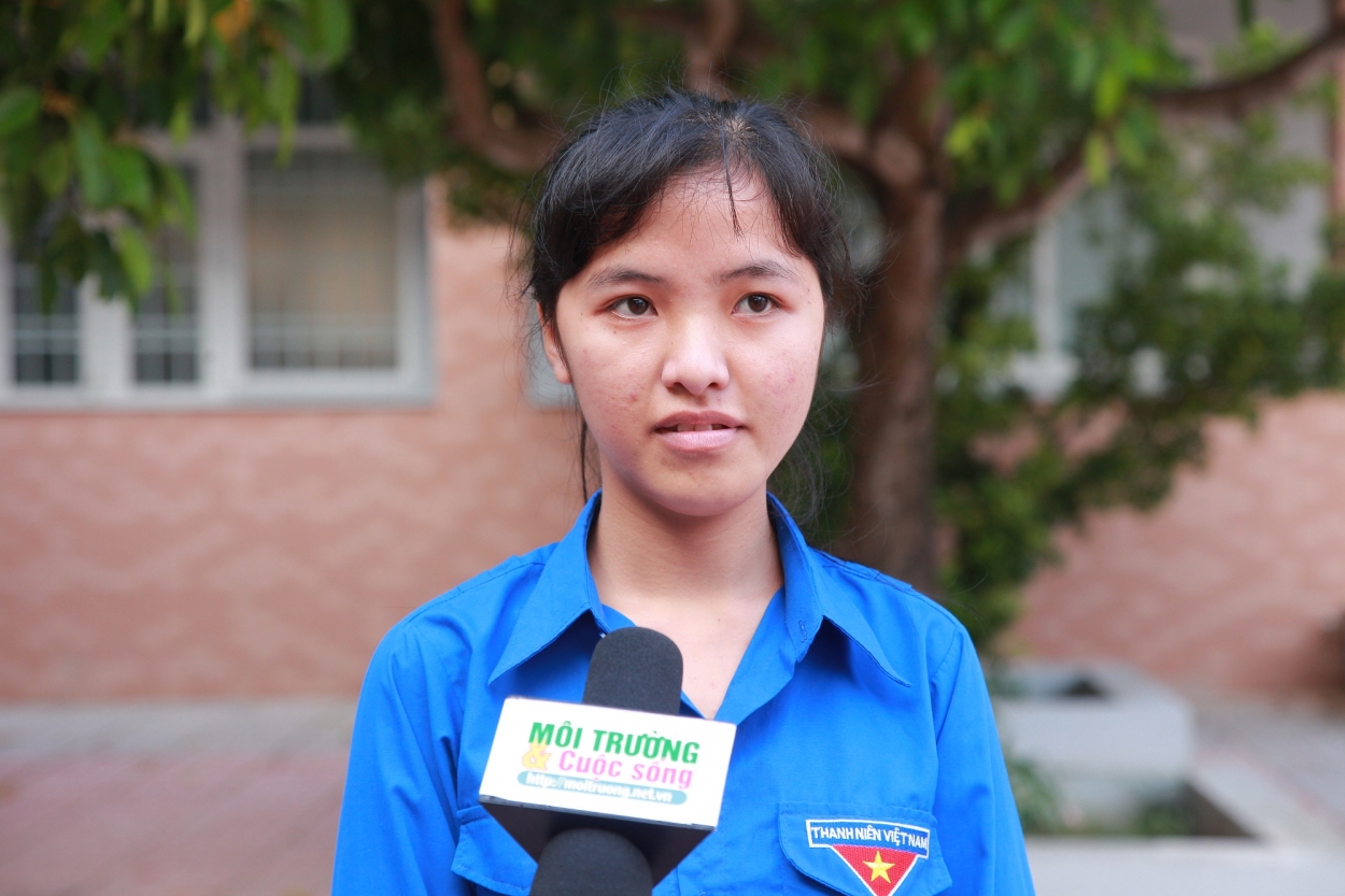 Nguyễn Thị Thanh Nhàn – sinh viên k20 khoa Kinh tế quản lý chia sẻ cảm nhận sau khi nhận được học bổng