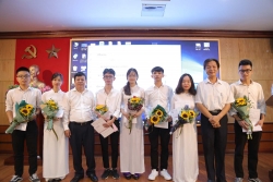 Học bổng trị giá gần 90 triệu đồng trao cho sinh viên có hoàn cảnh khó khăn