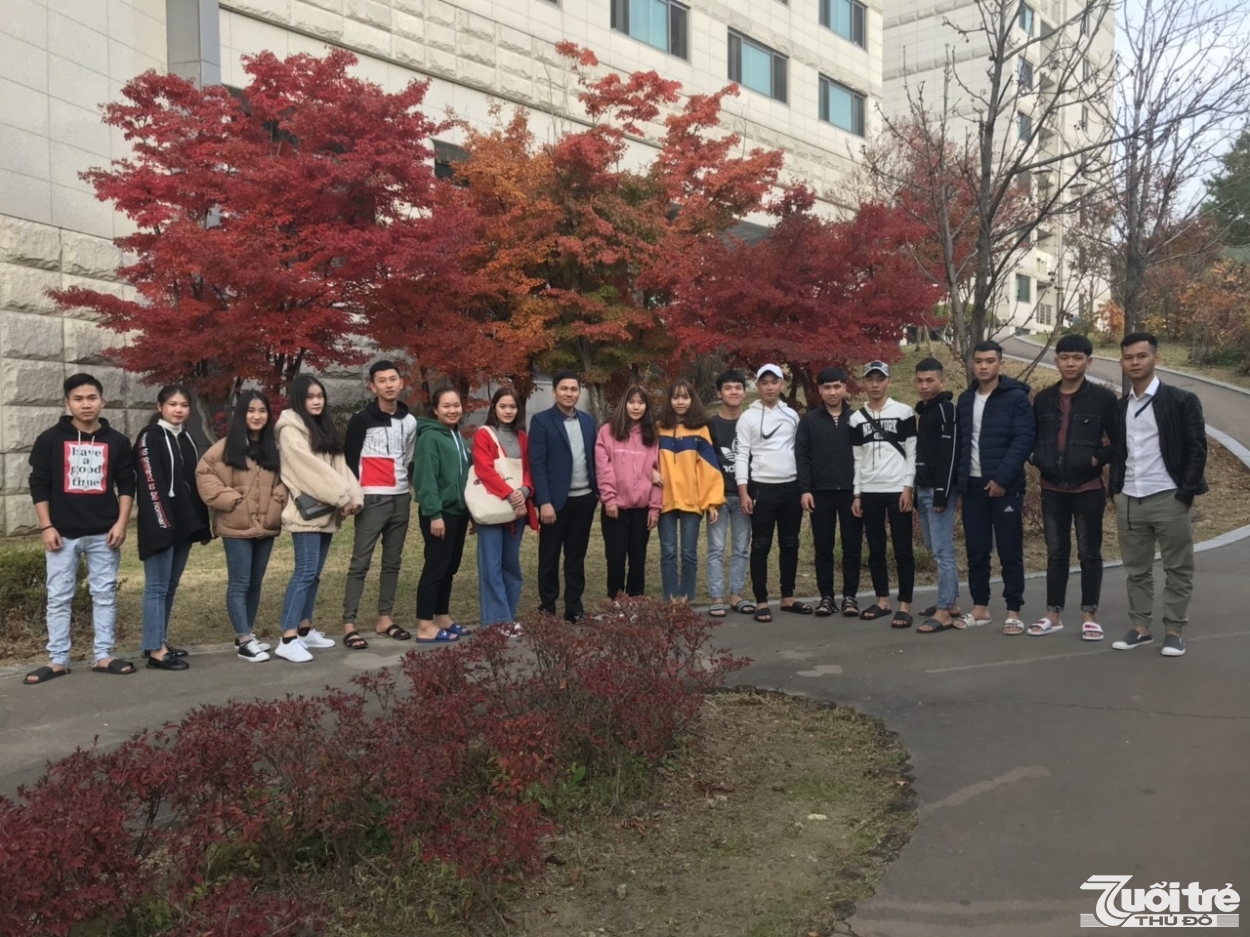 Du học sinh người Việt do Woori đưa gửi sang Hàn Quốc học tập