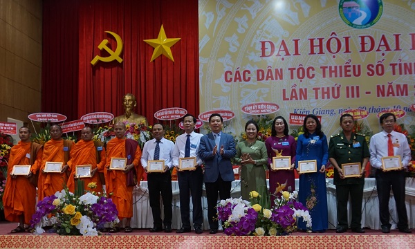 Đồng bào dân tộc tỉnh Kiên Giang chung tay xây dựng quê hương thắm tình hữu nghị, bền vững
