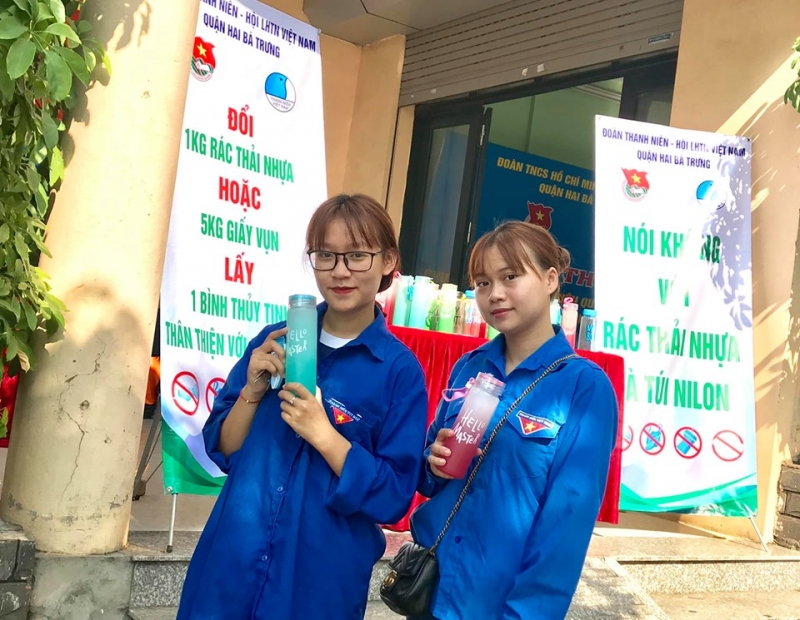 Chai thủy tinh sẽ được tái sử dụng nhiều lần thay thế cho chai, lọ nhựa