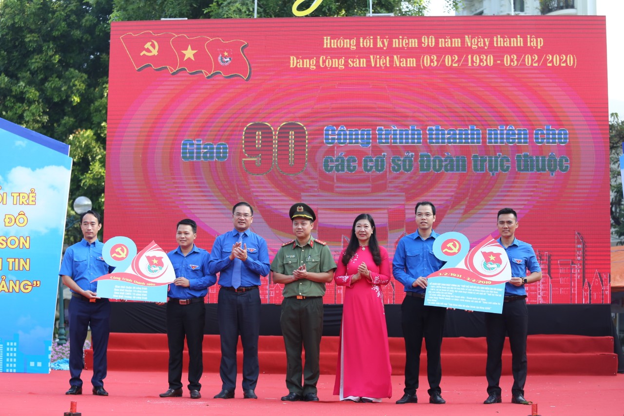 Sôi nổi Ngày hội “Tôi yêu Tổ quốc tôi” của tuổi trẻ Hà Nội