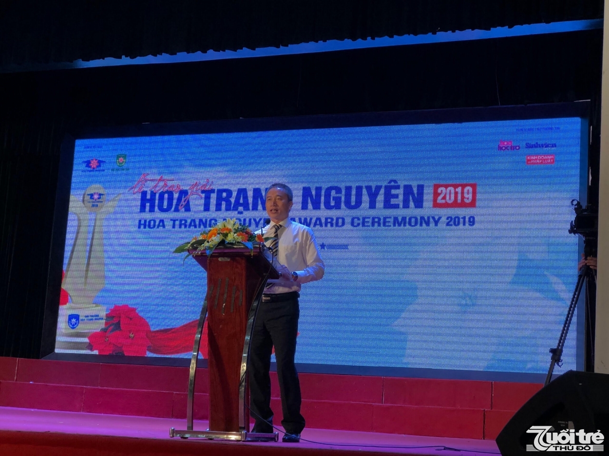 TS. Trần Dương, Phó Hiệu trưởng Trường ĐH Tân Tạo phát biểu tại buổi lễ