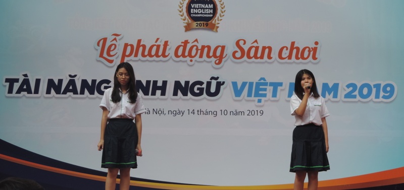 Tiết mục văn nghệ tại lễ phát động sân chơi