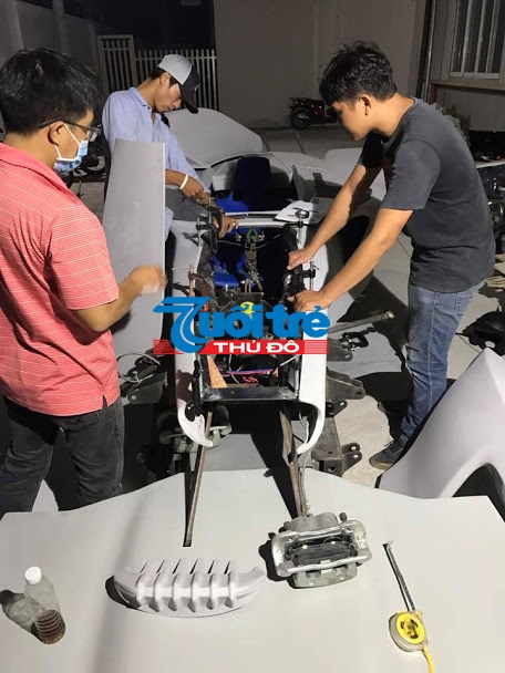 “Siêu xe F1” – Lectron XE1 được nhóm kỹ sư người Việt tự làm hoàn toàn về công nghệ và triển khai
