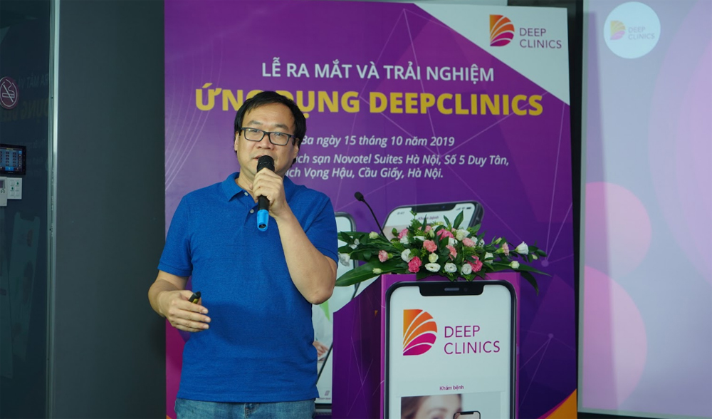 GS.TS Nguyễn Tiến Dũng - Giáo sư Toán Đại học Toulouse Pháp, Giám đốc trung tâm AI DeepClinics phát biểu tại chương trình