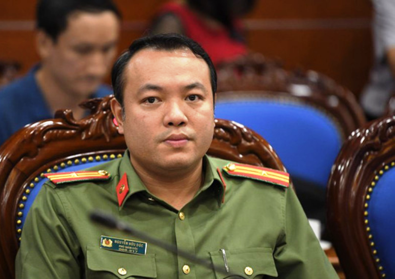 Thiếu tá Nguyễn Hữu Đức, Phó Giám đốc Công an tỉnh Hòa Bình cho biết đã khởi tố vụ án và đang truy tìm thủ phạm gây ra vụ ô nhiễm dầu