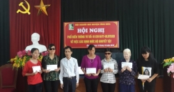 Huyện Ứng Hòa tuyên truyền chính sách đến người khiếm thị 