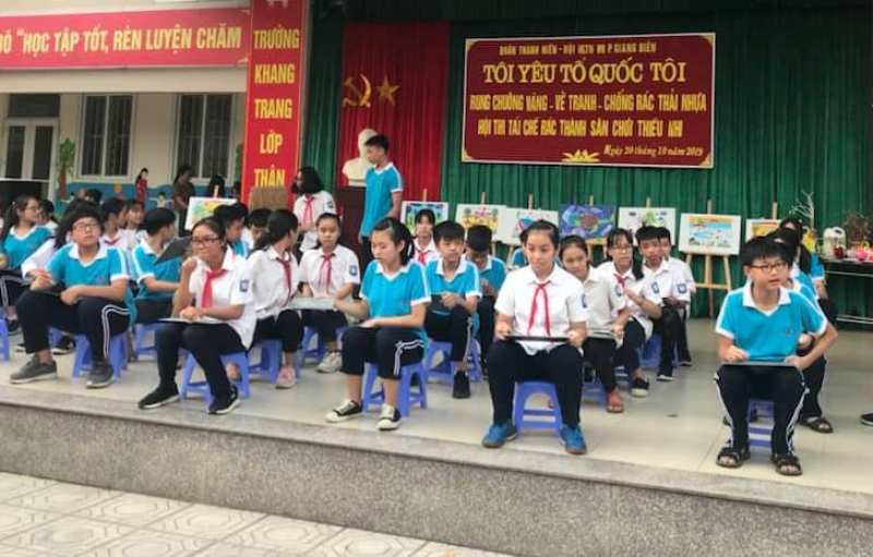 Các em thiếu nhi phường Giang Biên tham gia hội thi Rung chuông vàng