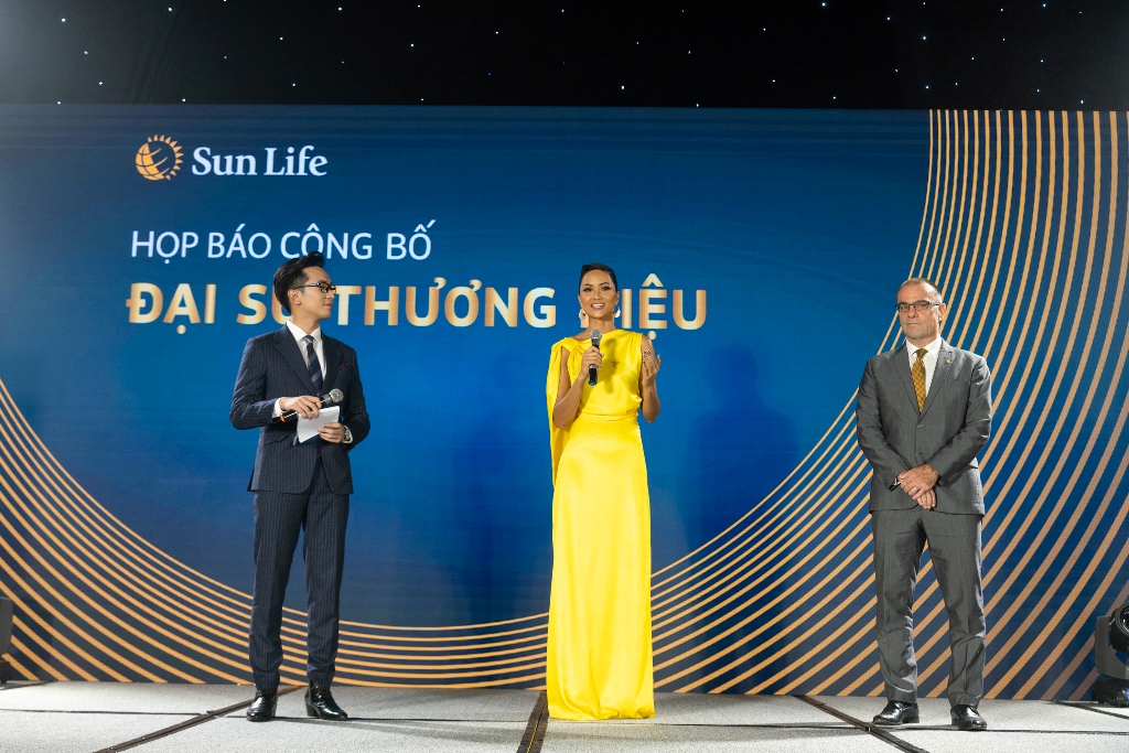 Sun Life Việt Nam công bố Hoa hậu H’Hen Niê là đại sứ thương hiệu