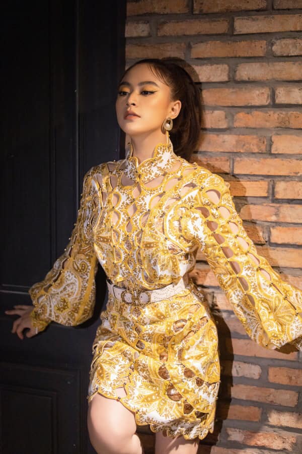 Hoàng Thùy Linh đầu tư thời trang hàng hiệu trong album “Hoàng”