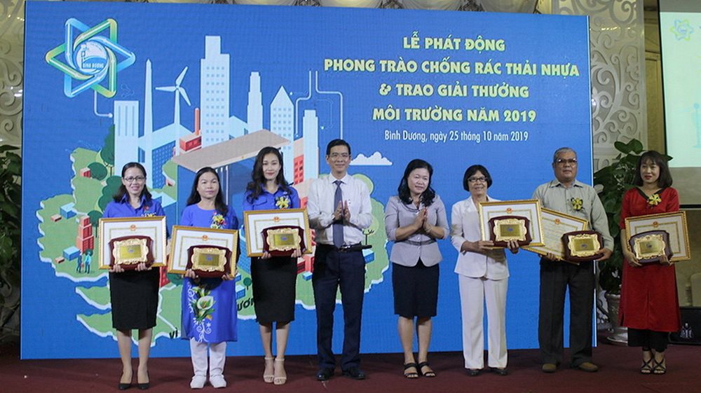 Bình Dương: Phát động phong trào Chống rác thải nhựa và trao Giải thưởng Môi trường 2019