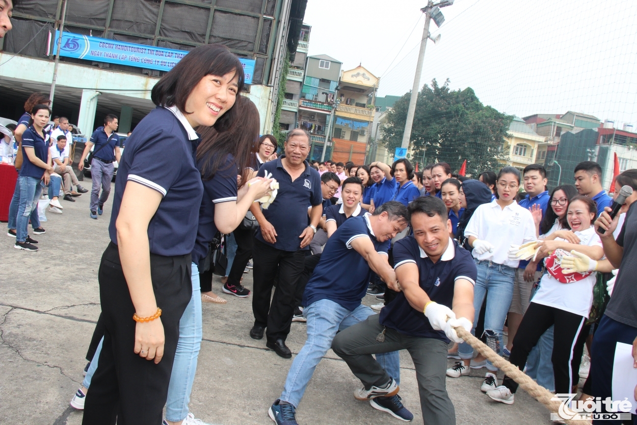 Các vận động viên nam tham gia Ngày hội thể thao Hanoitourist 2019