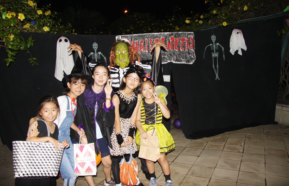 Lễ hội Halloween đầy màu sắc tại Diamond Westlake Suites